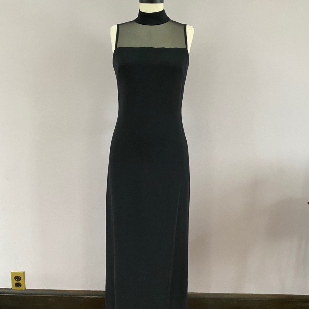 Laundry by Shelli Segal evening dress with mesh